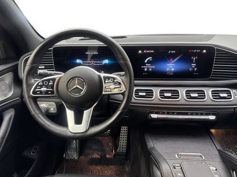 Used 2023 Mercedes-Benz GLS 580 4MATIC image 55