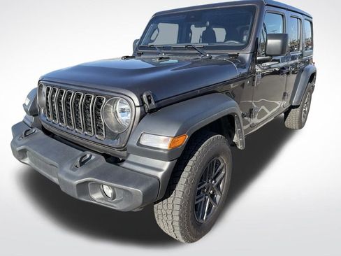 Used 2024 Jeep Wrangler Sport S image 3