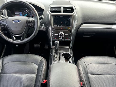 Used 2019 Ford Explorer Sport image 15