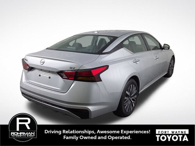 Used 2023 Nissan Altima 2.5 SV FWD image 7