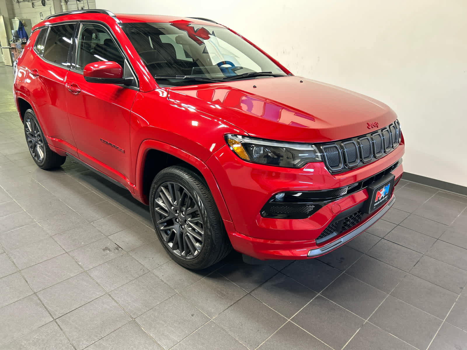 Used 2022 Jeep Compass Limited w/ (RED) Package AWD/4WD image 2