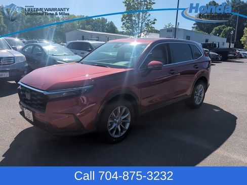 Used 2025 Honda CR-V EX-L image 3