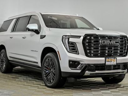 New 2025 GMC Yukon XL Denali Ultimate w/ LPO, Floor Liner Package