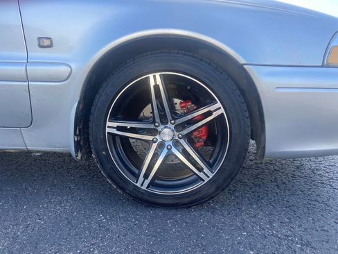 Used 2004 Volvo C70 HT image 14