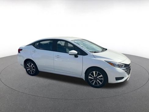 Used 2025 Nissan Versa SV w/ Trunk Package image 2