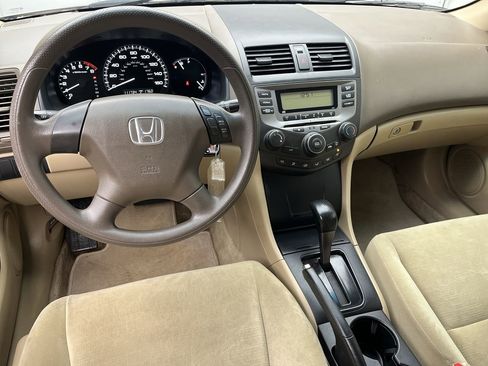 Used 2007 Honda Accord VP image 10