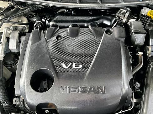 Certified 2023 Nissan Maxima SR w/ Sport Mat Group FWD image 33