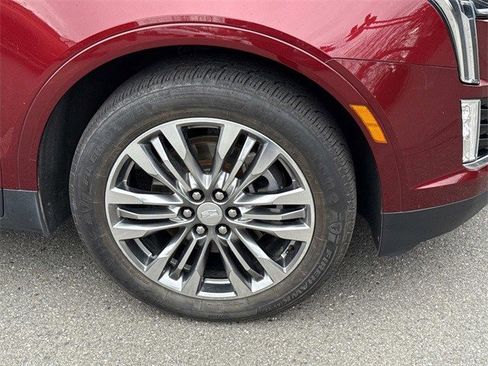 Used 2018 Cadillac XT5 Premium Luxury image 7