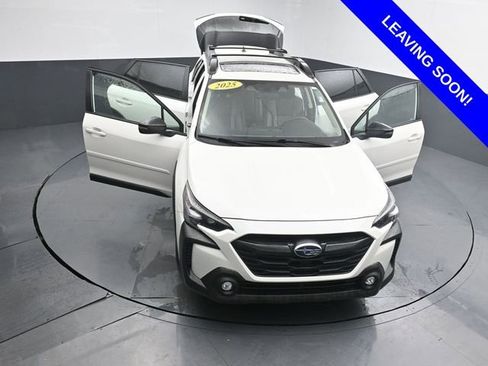 Used 2025 Subaru Outback Onyx Edition XT AWD/4WD image 32