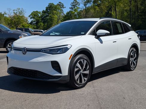 Used 2023 Volkswagen ID.4 2WD image 5