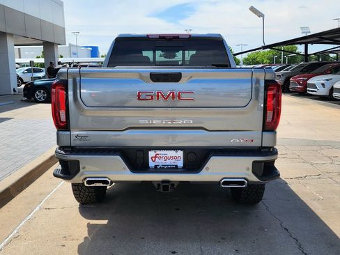 New 2026 GMC Sierra 1500 AT4 w/ AT4 Premium Package AWD/4WD image 5