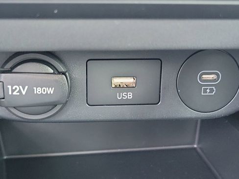 New 2026 Hyundai Elantra SE FWD image 13