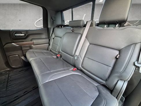 Used 2021 GMC Sierra 1500 SLT RWD image 28