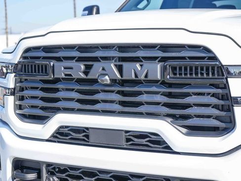 New 2026 RAM 2500 Big Horn AWD/4WD image 6