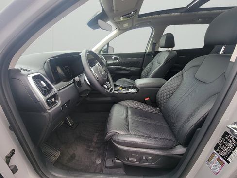 Used 2023 Kia Sorento SX image 11