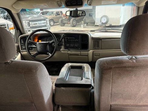 Used 2002 Chevrolet Suburban LS w/ Trailer Pkg image 20