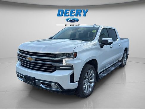 Used 2022 Chevrolet Silverado 1500 High Country w/ Technology Package AWD/4WD image 4