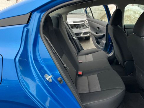 Used 2025 Nissan Sentra SV image 24