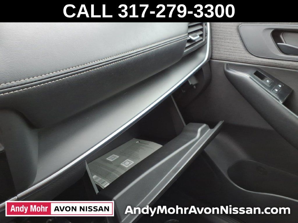 Used 2023 Nissan Rogue S AWD/4WD image 34