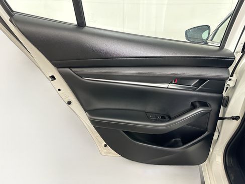 Used 2025 MAZDA MAZDA3 s FWD image 28