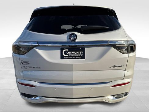Certified 2024 Buick Enclave Avenir AWD/4WD image 4