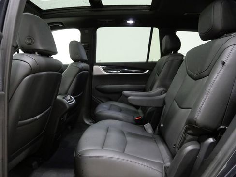 Used 2022 Cadillac XT6 Premium Luxury w/ Technology Package image 25