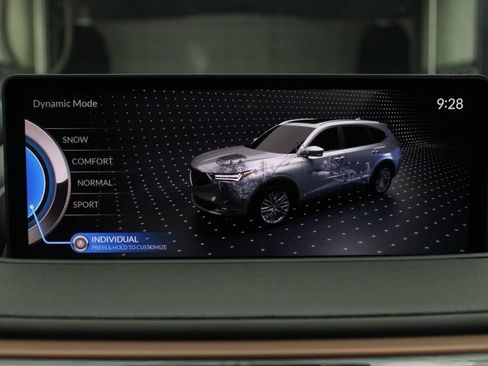 Used 2024 Acura MDX w/ Technology Package FWD image 40