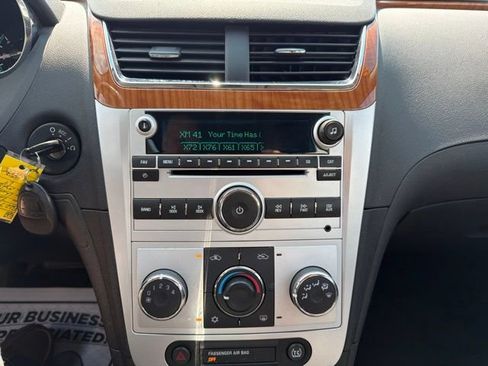 Used 2009 Chevrolet Malibu LT w/ HFV6 Engine Package FWD image 17