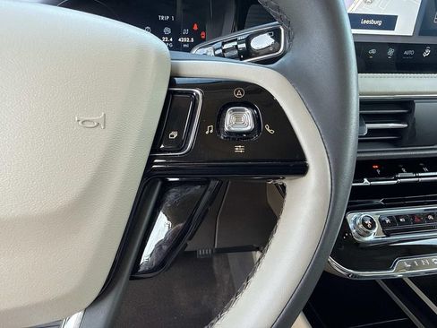 Certified 2023 Lincoln Corsair FWD image 29