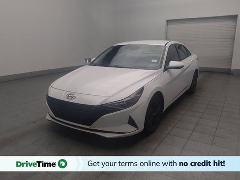 Used 2021 Hyundai Elantra SEL FWD image 1