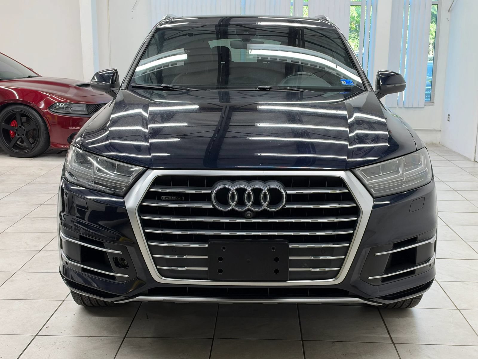 Used 2017 Audi Q7 3.0T Premium Plus w/ Premium Plus Package AWD/4WD image 2