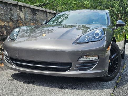 Used 2013 Porsche Panamera S RWD image 90