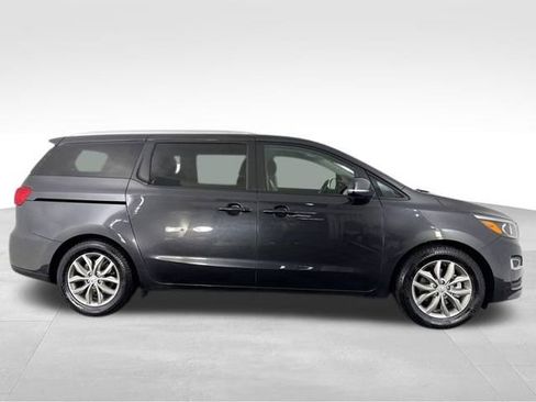 Certified 2020 Kia Sedona EX image 7
