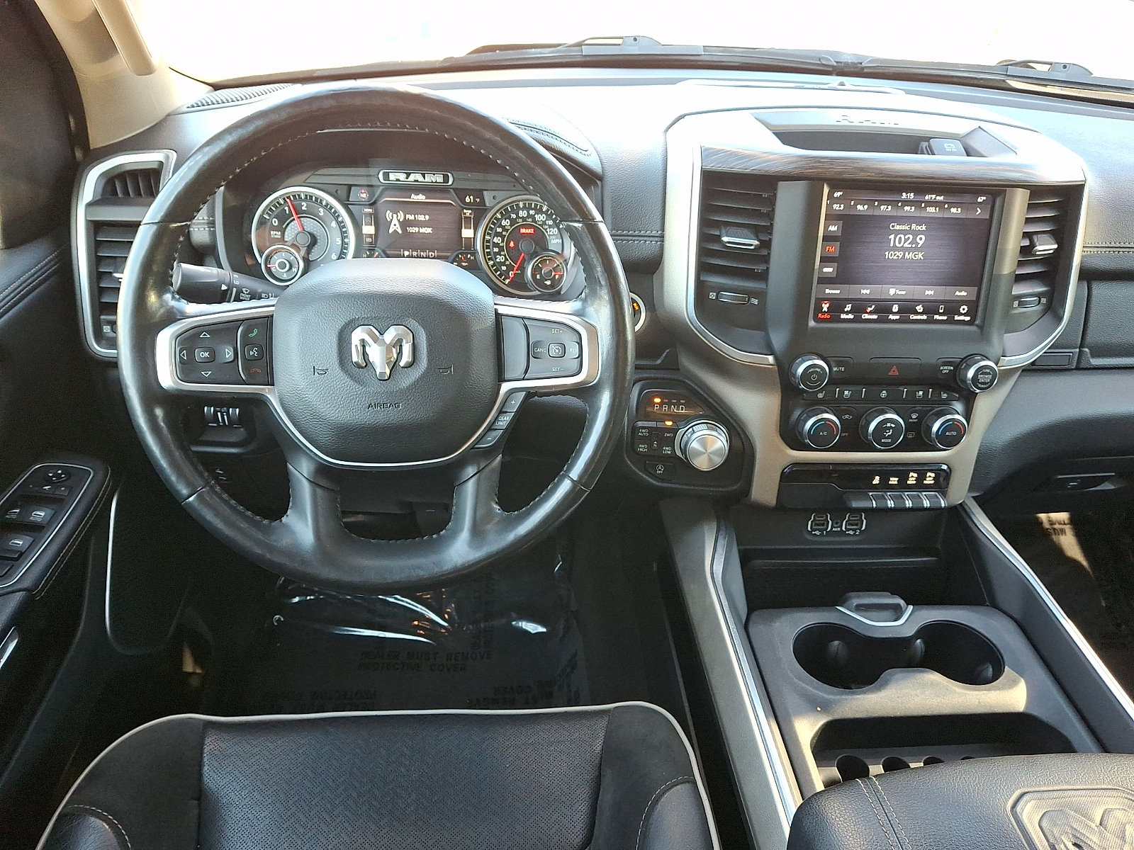 Used 2020 RAM 1500 Laramie AWD/4WD image 10