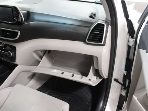 Used 2019 Hyundai Tucson SE FWD image 25