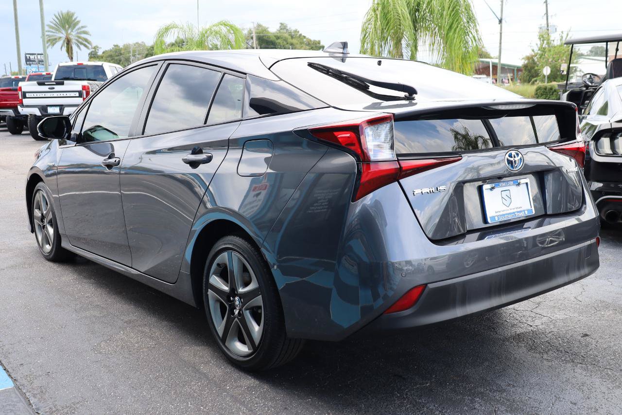 Used 2019 Toyota Prius Limited FWD image 3