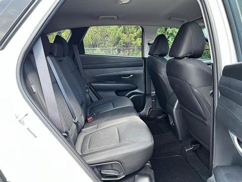 Used 2026 Hyundai Tucson SE FWD image 35