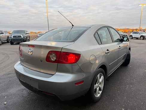 Used 2006 MAZDA MAZDA3 i Touring image 4