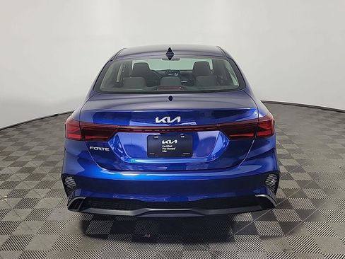 Used 2023 Kia Forte LXS FWD image 5