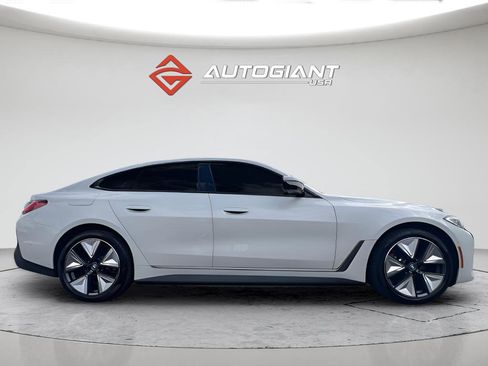 Used 2023 BMW i4 eDrive35 RWD image 11