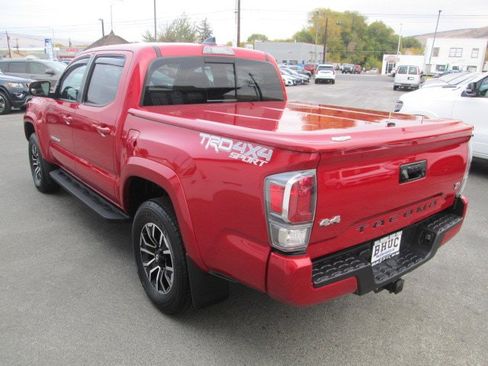 Used 2021 Toyota Tacoma 4x4 Double Cab image 4
