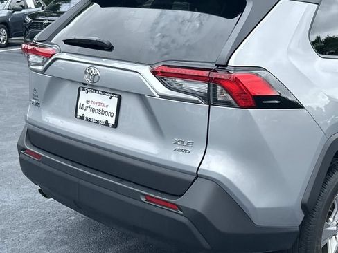 Used 2025 Toyota RAV4 XLE AWD/4WD image 11