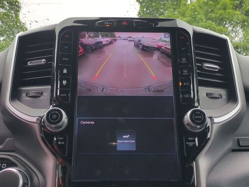 New 2026 RAM 1500 4x4 Crew Cab image 24