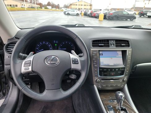 Used 2012 Lexus IS 350C image 20