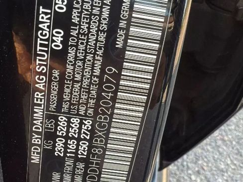 Used 2016 Mercedes-Benz E 350 4MATIC Sedan image 32