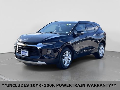 Used 2022 Chevrolet Blazer LT image 3