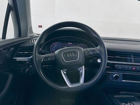 Used 2019 Audi Q7 3.0T Premium Plus w/ Premium Plus Package AWD/4WD image 17