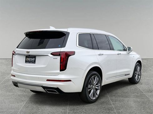 Used 2020 Cadillac XT6 Premium Luxury image 10