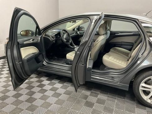 Used 2018 Ford Fusion S FWD image 13