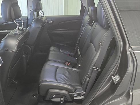 Used 2015 Dodge Journey Crossroad w/ Flexible Seating Group image 8